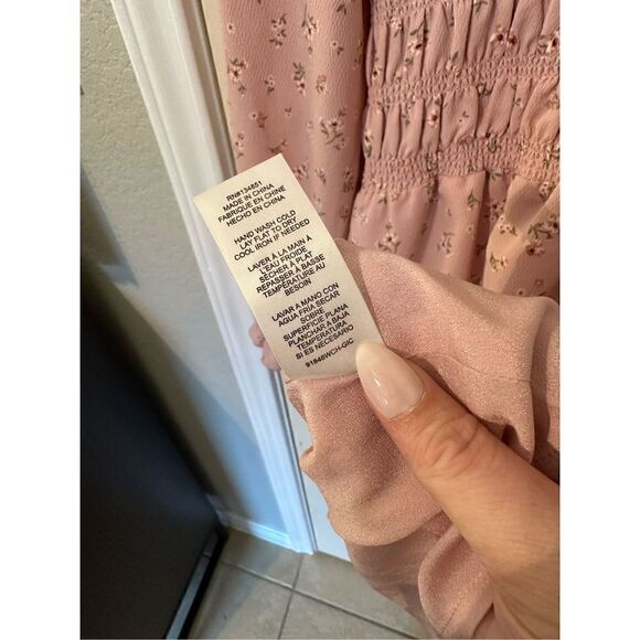 NWT Wayf Delaney Smocked Pink Dainty Floral Dress - Size Small - 91846WCH - Picture 10 of 10